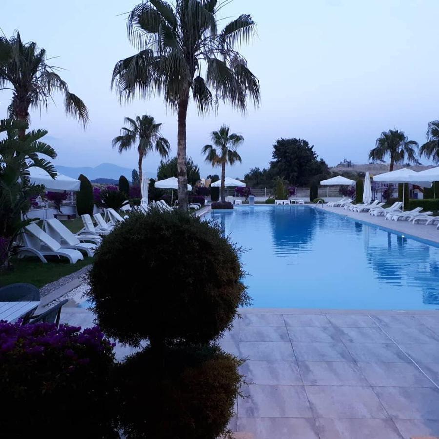 Babylon Luxury Villa With Private Pool And Indoor Heated Pool Side Eksteriør billede