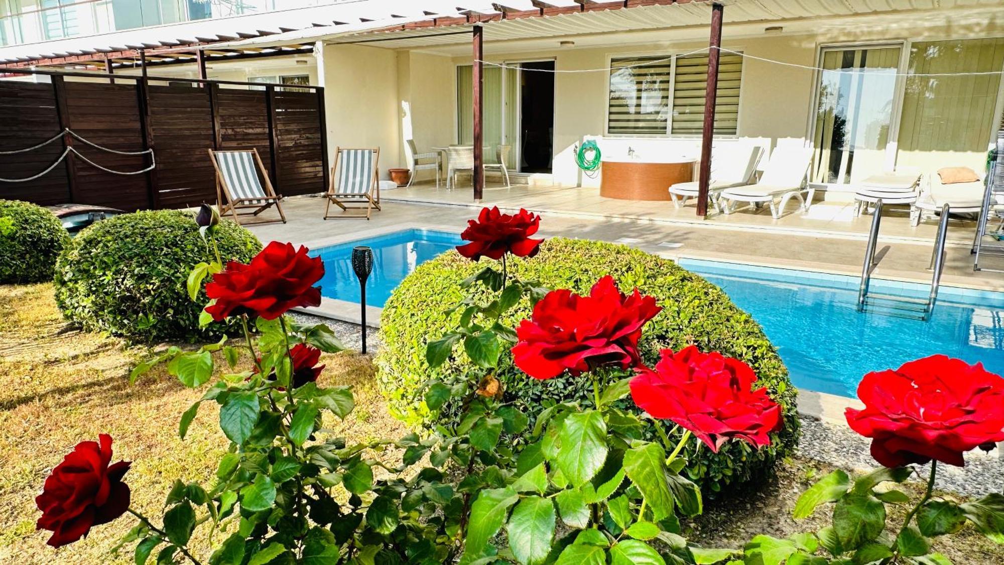 Babylon Luxury Villa With Private Pool And Indoor Heated Pool Side Eksteriør billede